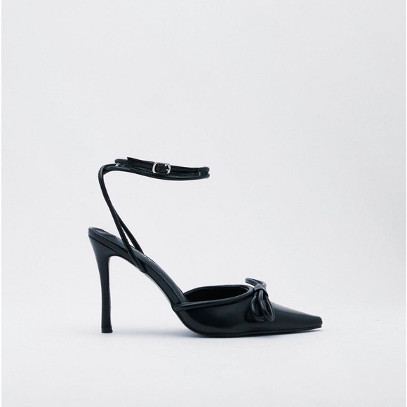 Black heels, colour black - Picture 4 of 4